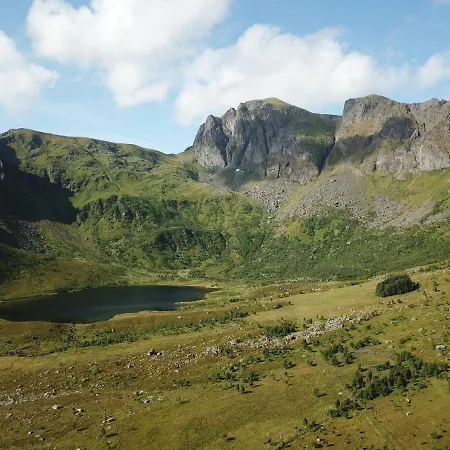 Troll Valley Lofoten